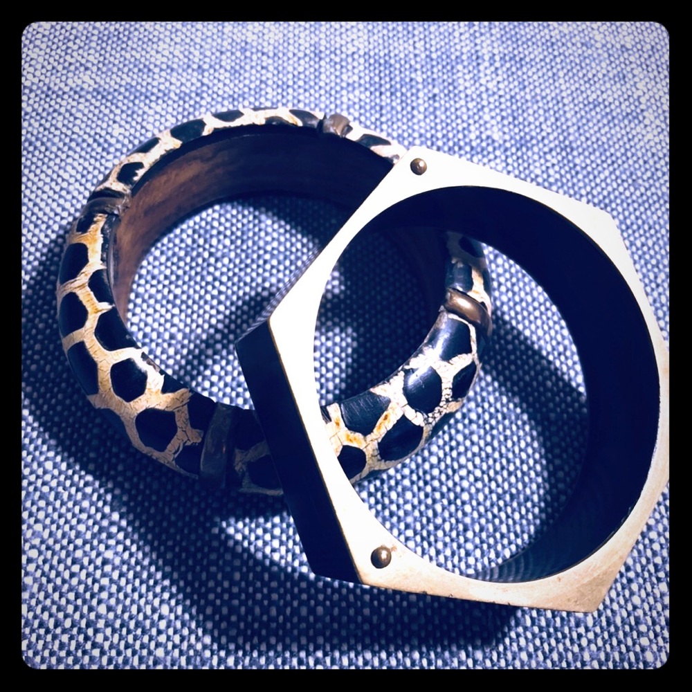 Funky Vintage Bangle Set